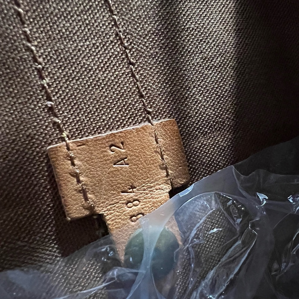 Louis Vuitton Randonnee GM - Picture 10 of 16